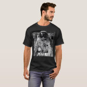 T-shirt Astronaute De L'Espace Noir Et Blanc (Devant entier)