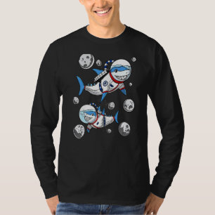 T-shirt Astronaute de l'espace requin Science-fiction cosm