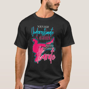 T-shirt Athlète N'estimez jamais une fille qui connaît le