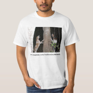 T-shirt Attendez les établissements minuscules -