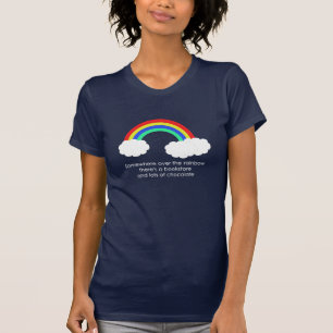 T-shirt Au-dessus des femmes d'arc-en-ciel (foncées)