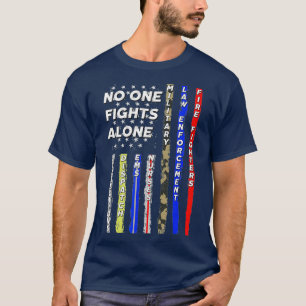 T-shirt Aucun drapeau américain ne se bat seul Premier r