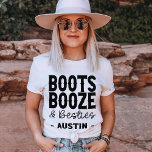 T-shirt Austin Bachelorette Boot Boze Besoins Custom<br><div class="desc">Le T-shirt personnalisé Austin Bachelorette Party Boots Booze and Besties est parfait pour toute future mariée qui veut avoir une explosion sur sa fête de bachelorette! Cette chemise présente des citations hilarantes sur les fêtes de bachelorette, les fêtes de bachelorette de style cowboy, les fêtes de bachelorette rodéo, et plus...</div>