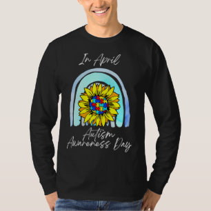 T-shirt Autisme arc-en-ciel En Avril Nous Portons Blue Aut