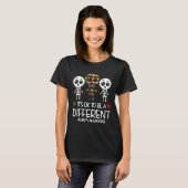 T-shirt Autisme-Autisme Squelette Mignon C'est Ok Différen (Devant entier)