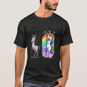 T-shirt Autres femmes de 66 ans Licorne 66e anniversaire A