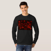 T-shirt aux fleurs rouges (Devant entier)