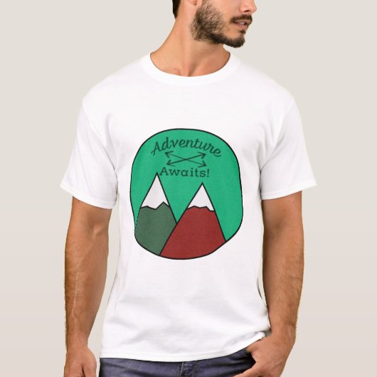 T-shirt Awesome Adventure Await Mountain Design (Devant)