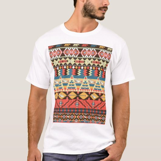 T-shirt Aztèque coloré : oiseaux, fleurs motif. (Devant)
