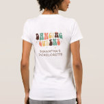 T-shirt Bachelorette Parti Rétro Danse Reines Correspondan<br><div class="desc">Custom Bachelorette Party Retro Dancing Queens T-Shirt vous pouvez customiser avec le nom de la mariée. Chemise design rétro de mariée parfaite. Utilisez notre "Outil de conception" pour ajouter du texte ou modifier la couleur du texte.</div>