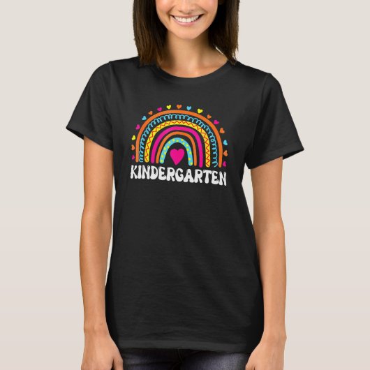 T-shirt Back To School Kindergarten Squad Rainbow Teacher  (Devant)