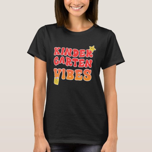 T-shirt Back To School Kindergarten Vibes Retro Teacher Wo (Devant)