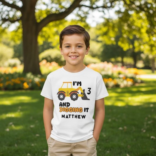 T-shirt Backhotte du véhicule de construction avec nom Cus