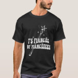 T-shirt Baguette de l'Assistant de la fête de la Fiançaill<br><div class="desc">Amusante Fiancée Fiançailles de fête de la mariée sorcière</div>