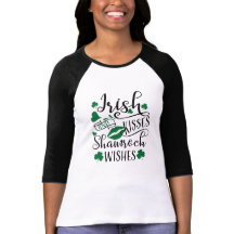 Baisers irlandais et souhaits Shamrocks