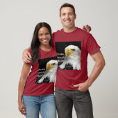 T-shirt Bald eagle profile head on black background. T-Shi (Unisexe)