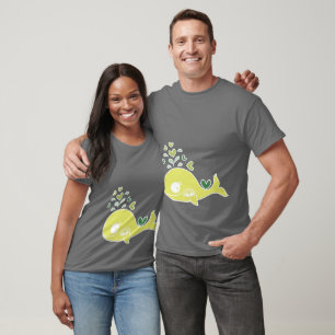 T-shirt Baleine enceinte verte fantaisiste avec des bébés