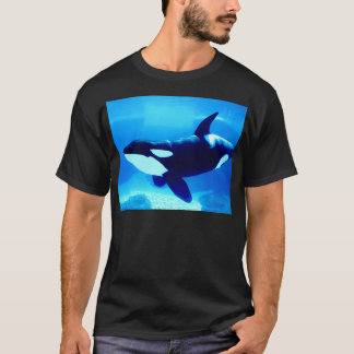 T-shirt Baleine tueuse orque nageant sous l'eau 2