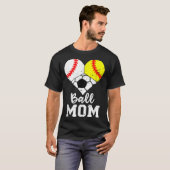 T-shirt Ball Maman Funny Baseball Softball Soccer Maman (Devant entier)