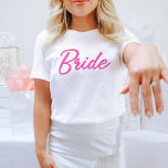 T-shirt BARB Poupée rose chaud thème mariée Babe Bachelore<br><div class="desc">Ce t-shirt de mariée à la bachelorette comporte une police sur le thème de la poupée rose chaud avec le mot "mariée". Commandez l'option de la mariée blanche pour la future mariée et les chemises "babe" roses chaudes pour votre groupe de célibataires. Les couleurs sont modifiables ! Cliquez sur "modifier...</div>