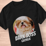 T-shirt Barre Boss Animal Chien Photo Cool moderne Simple<br><div class="desc">Le design est simple avec un arrière - plan de couleur simple et la typographie sans serif pour un look super-héros.</div>