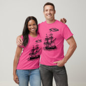 T-shirt Bateau Pirate Avec Ufo (Unisexe)