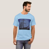 T-shirt Bateaux dans le port maritime (Devant entier)