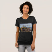 T-shirt Bateaux de pêche sur la plage (Devant entier)