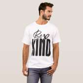 T-shirt Be Kind Bold Script Overlay (Devant entier)