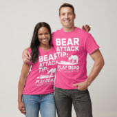 T-shirt Bear Attack Tip Play Dead Funny Camping Randonnées (Unisexe)