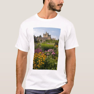 T-shirt Beaux jardins et château célèbre en Écosse