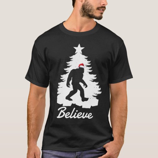 T-shirt Believe In Bigfoot Christmas Sasquatch Santa Hat (Devant)