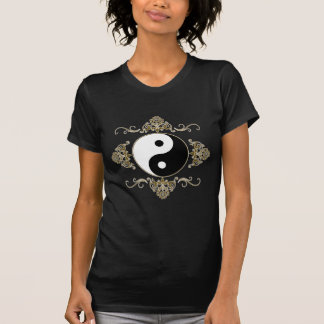 T-shirt Belle conception de Yin Yang en noir et or