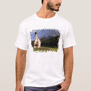 T-shirt Belle église isolée et solitaire appelée Rainui