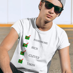 T-shirt Belle, riche, intelligente, prise de typographie d