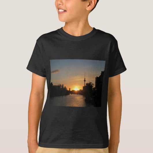 T-shirt Berlin Allemagne Skyline Night Carte Postale Ferns (Devant)