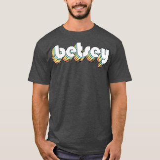 T-shirt Betsey Retro Typographie arc-en-ciel style défraîc