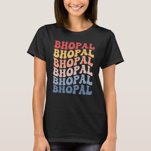 T-shirt Bhopal City Groovy Retro (Devant)