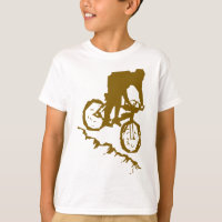 Bicyclette faisante du vélo de montagne