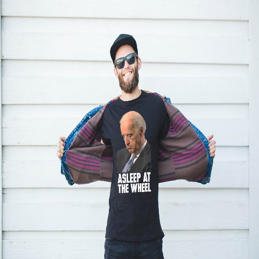 T-shirt BIDEN ENDORMIR À LA ROUE Anti Joe Biden