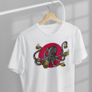 T-shirt Bière buvante d'animaux de mer de pieuvre