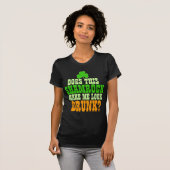 T-shirt Bière de vert du jour de St Patrick drôle (Devant entier)