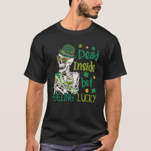 T-shirt Bière irlandaise et shamrock morte à l'intérieur m