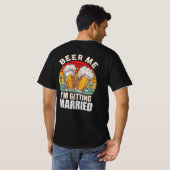 T-shirt Bière moi je me marie mariée mariée mariée Bachelo (Dos entier)