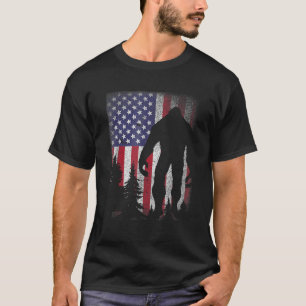 T-shirt Bigfoot 4th Of July Sasquatch American Flag Patrio