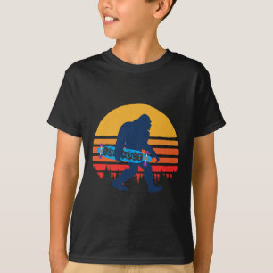T-shirt Bigfoot avec longboard - Skateboarding