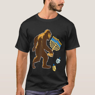 T-shirt Bigfoot Carrying Hanukkah Menorah Sasquatch Believ
