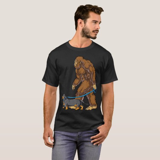 T-shirt Bigfoot Dachshund Dog Walk Funny Sasquatch Amateur (Devant entier)