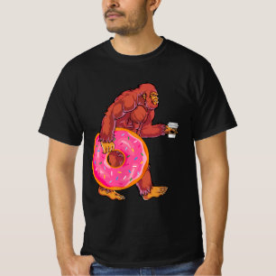 T-shirt Bigfoot drôle marcher avec la grande beigne et le
