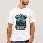 T-shirt Bigfoot Off Road The Mountains Are Calling (Devant)